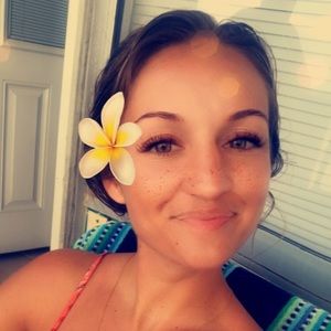 Meet your Posher, Kristin